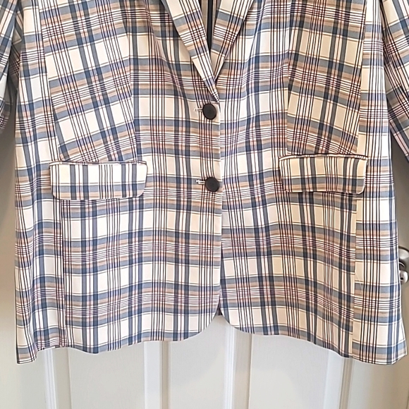 Blazer- Women’s plus size blazer with front pockets Blue/Cream Plaid - Picture 7 of 8